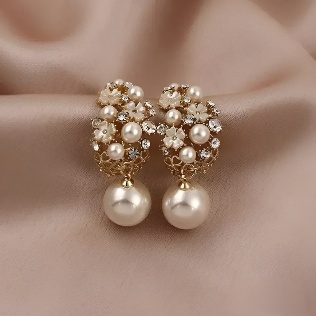 Jovanka – Elegante Blumen Ohrringe Mit Perlen