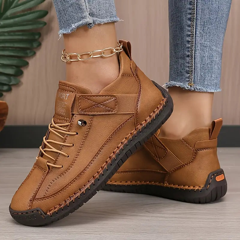 Nydia - Bequeme Wanderschuhe