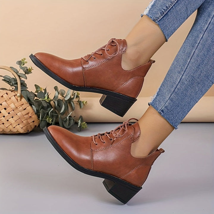 Rosemarie – Klassische Schnürstiefeletten