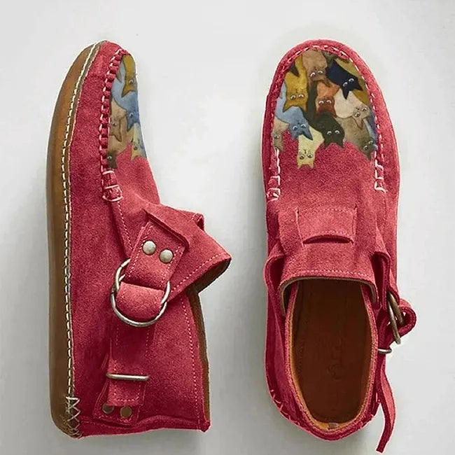 Viktoriy – Flache Stiefeletten mit Katzenmuster Und Schnalle