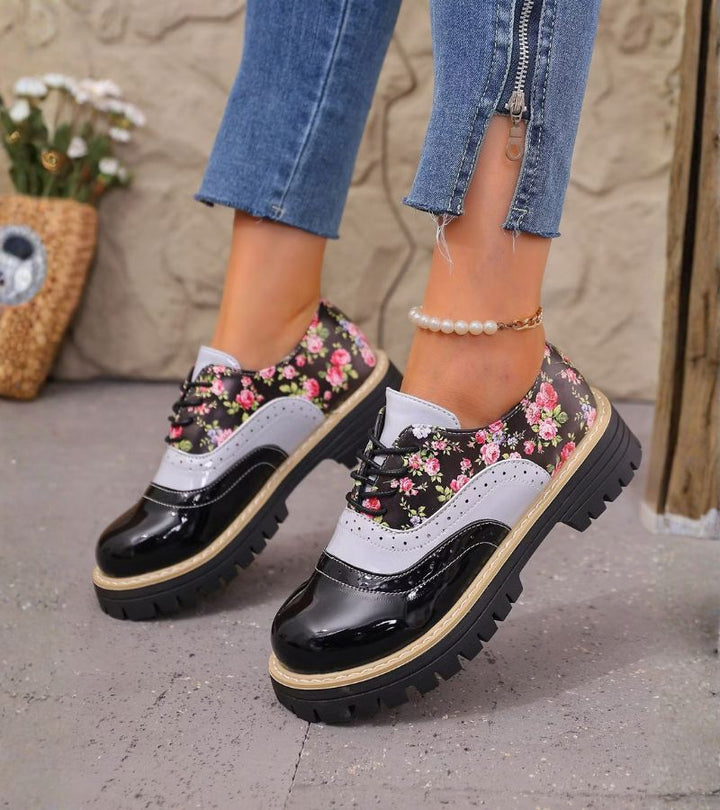 Kiela – Oxford-Schuhe Mit Blumenmuster Und Klobiger Profilsohle