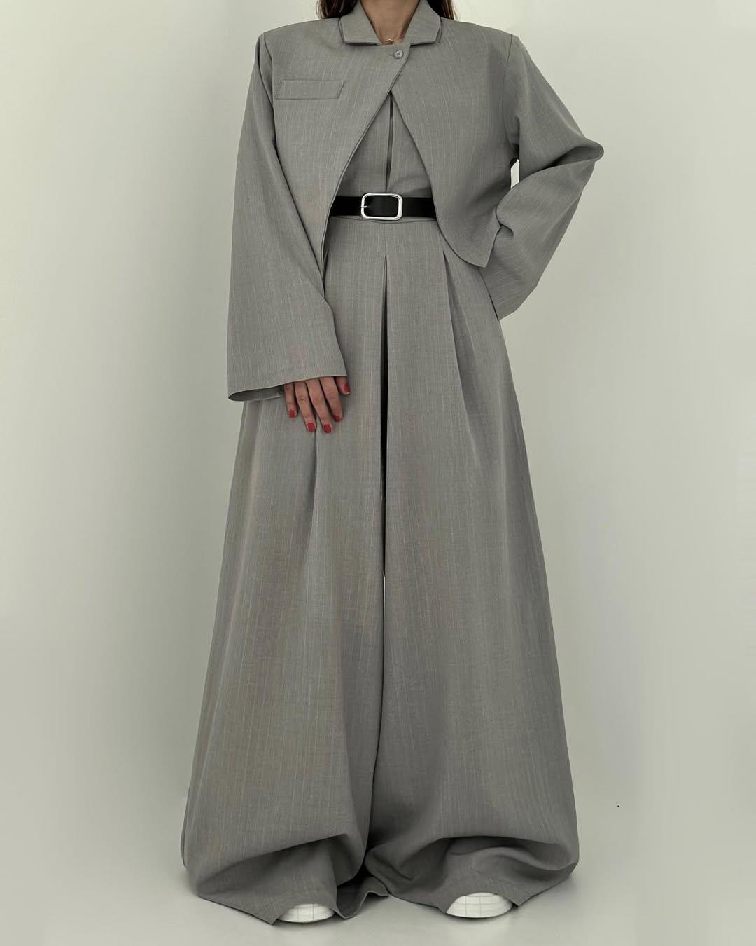 Lauralie – Trägerloser Jumpsuit im Jackenstil, Set Für Den Weg zur Arbeit
