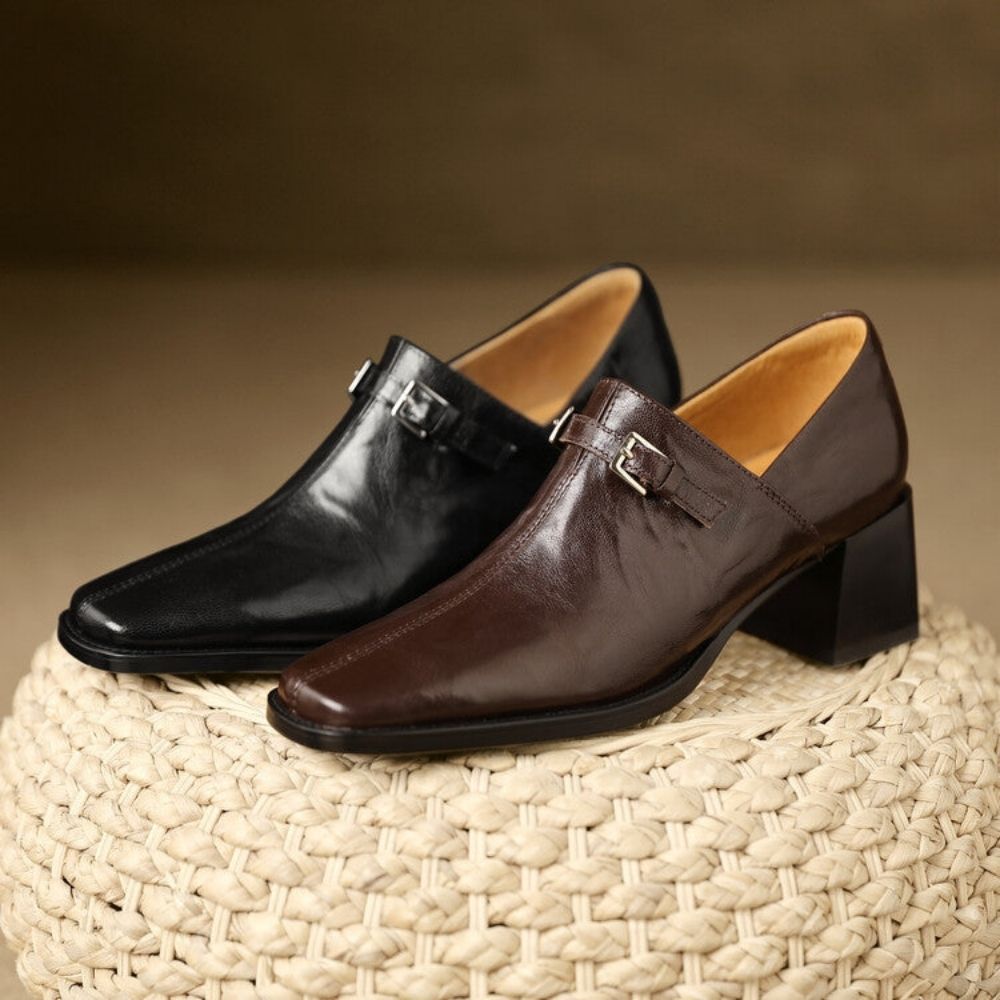 Misha – Elegante Leder Schlüpfen Mit Absatz
