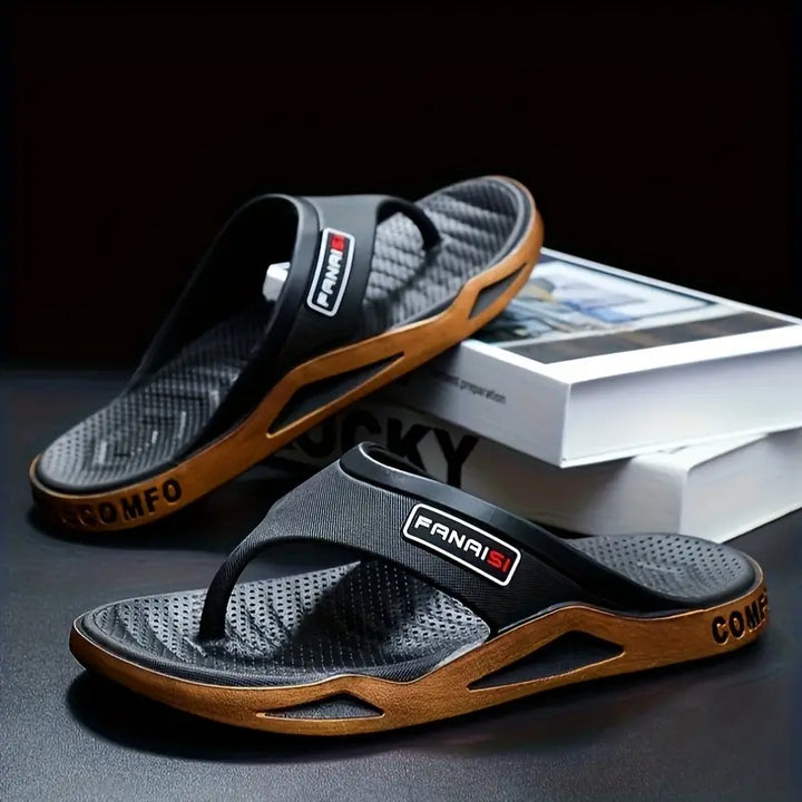 Macias - Bequeme Rutschfeste Hausschuhe