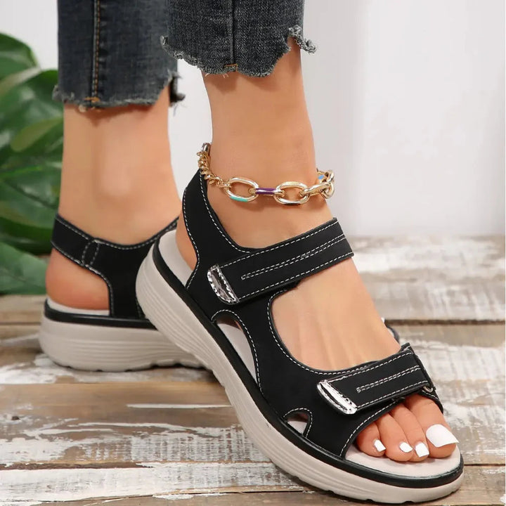 Nyktas – Orthopädische Verstellbare Sandalen