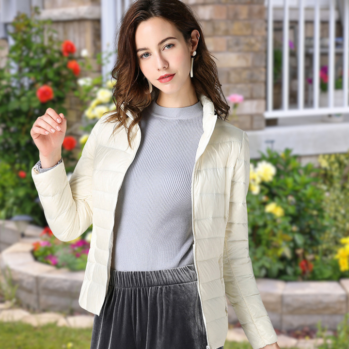 Isla - Weiße Daunen Jacke