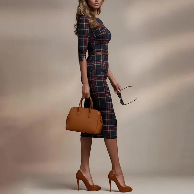 Linari – Elegantes Kariertes Midikleid
