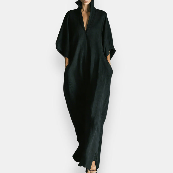 Maricel – Langes Kleid mit Stehkragen und Seitentaschen