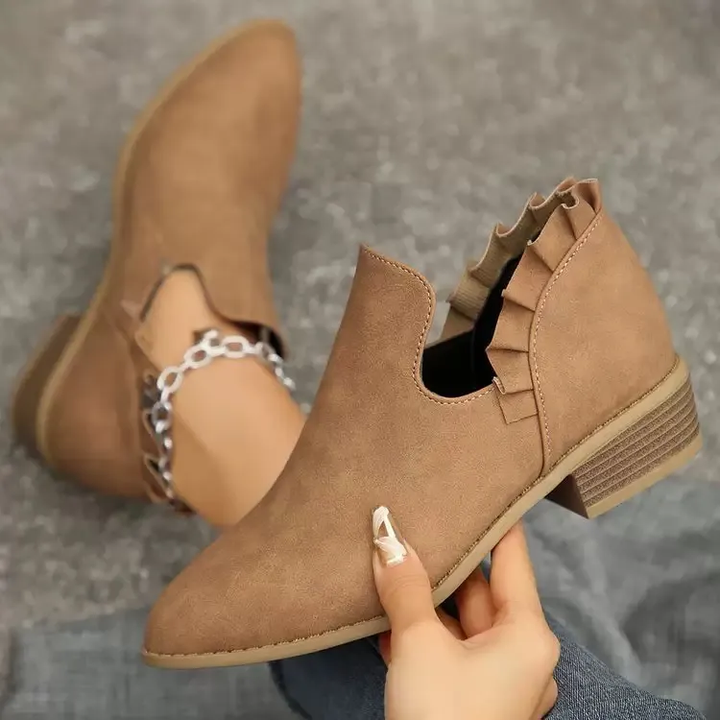 Veredah - Trendige Stiefeletten Mit Rüschen