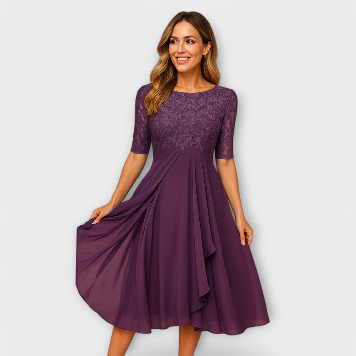 Martyna – Midi Kleid mit Spitzenärmeln