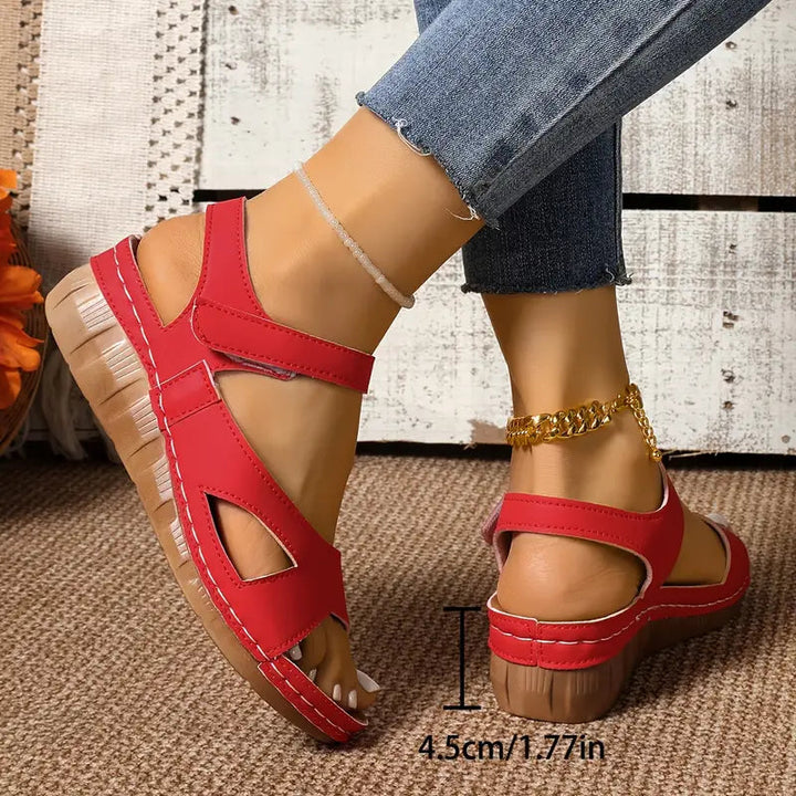 Navina - Orthopädische Keilsandalette