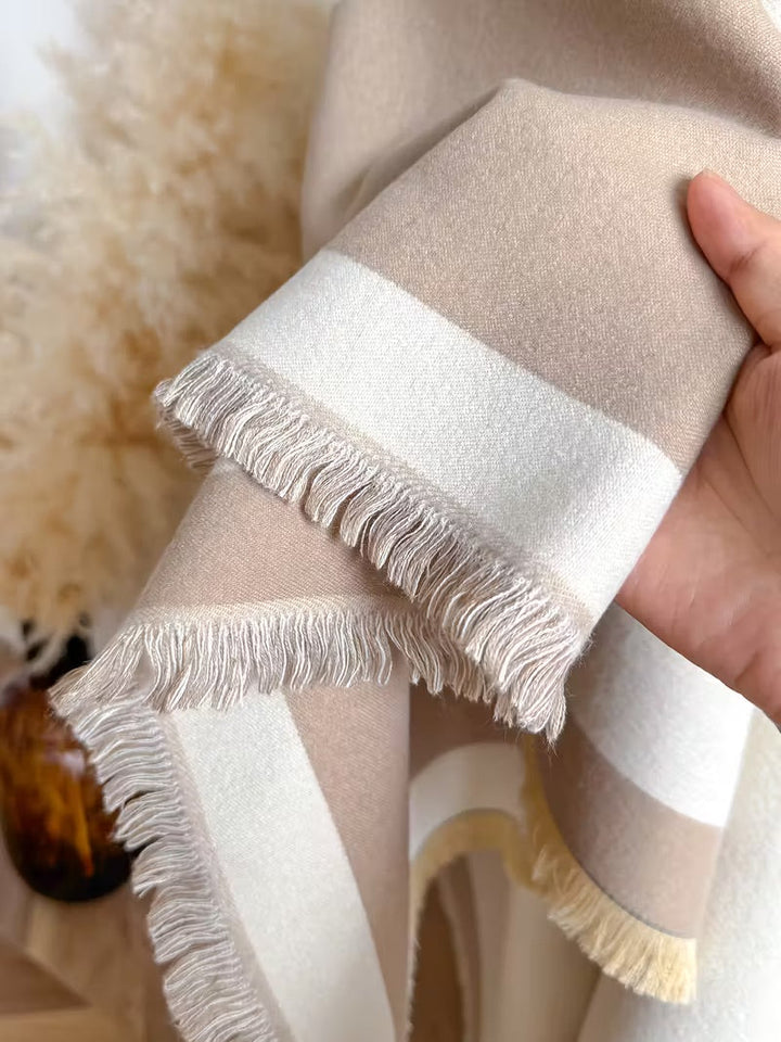 Taisija – Wendbarer Gestreifter Jacquard Schal Aus Kunstkaschmir