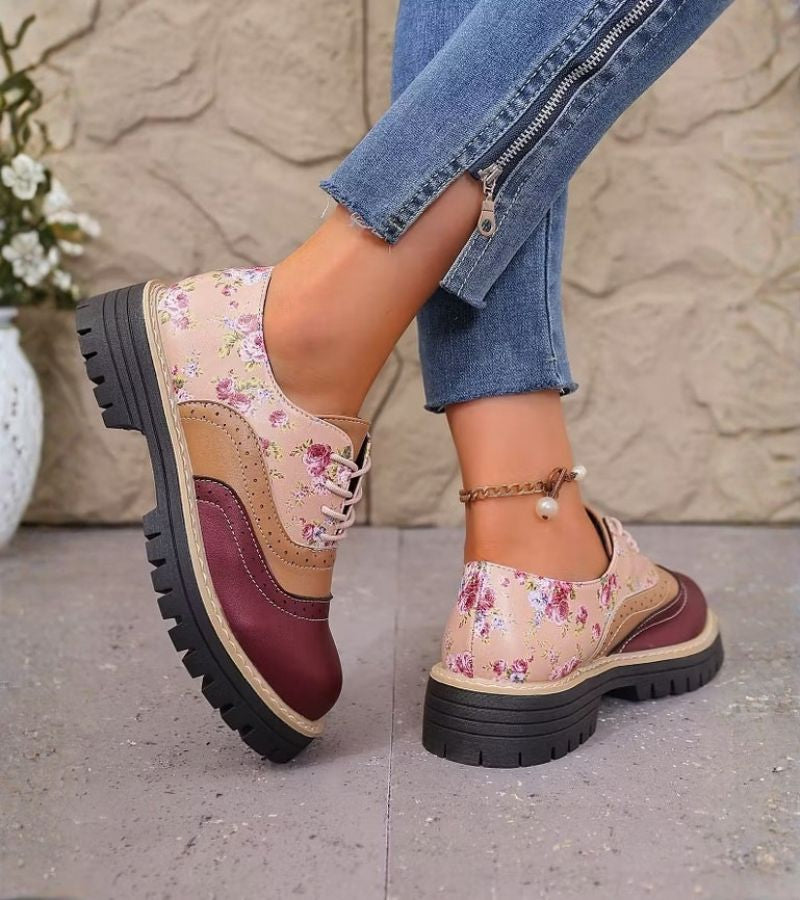 Kiela – Oxford-Schuhe Mit Blumenmuster Und Klobiger Profilsohle