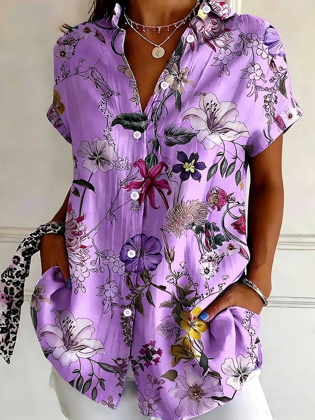Nabilah - Lässiges Kurzarm Oberteil Mit Blumenmuster