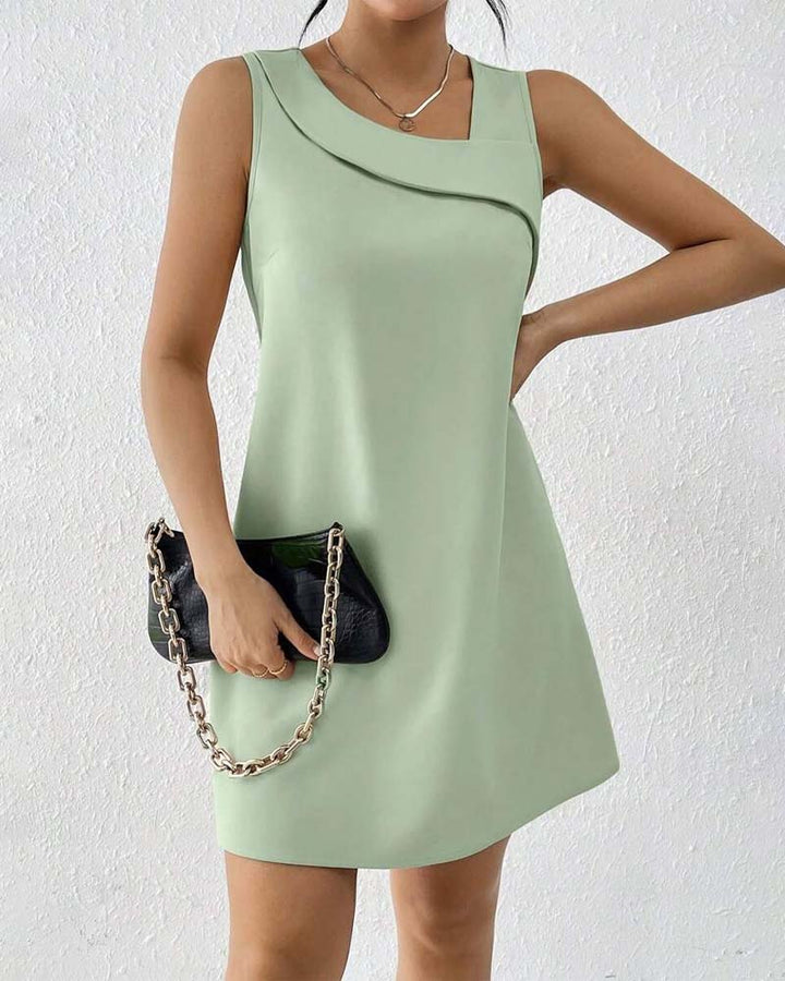 Ayna – Ärmelloses Kleid mit Asymmetrischem Kragen