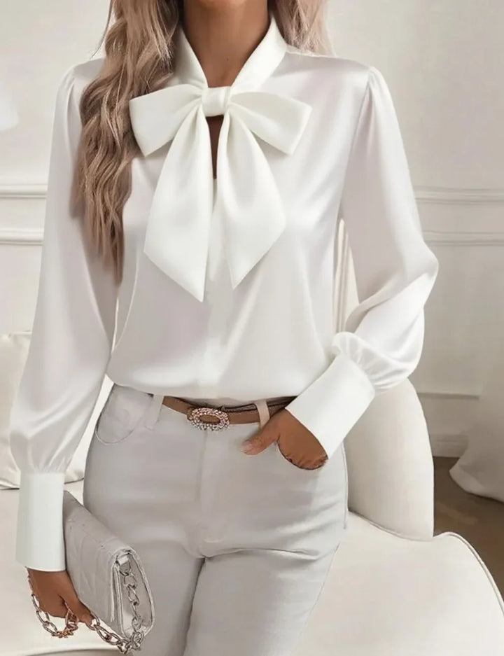 Nariyah – Satinbluse mit langen Ärmeln und Schleife