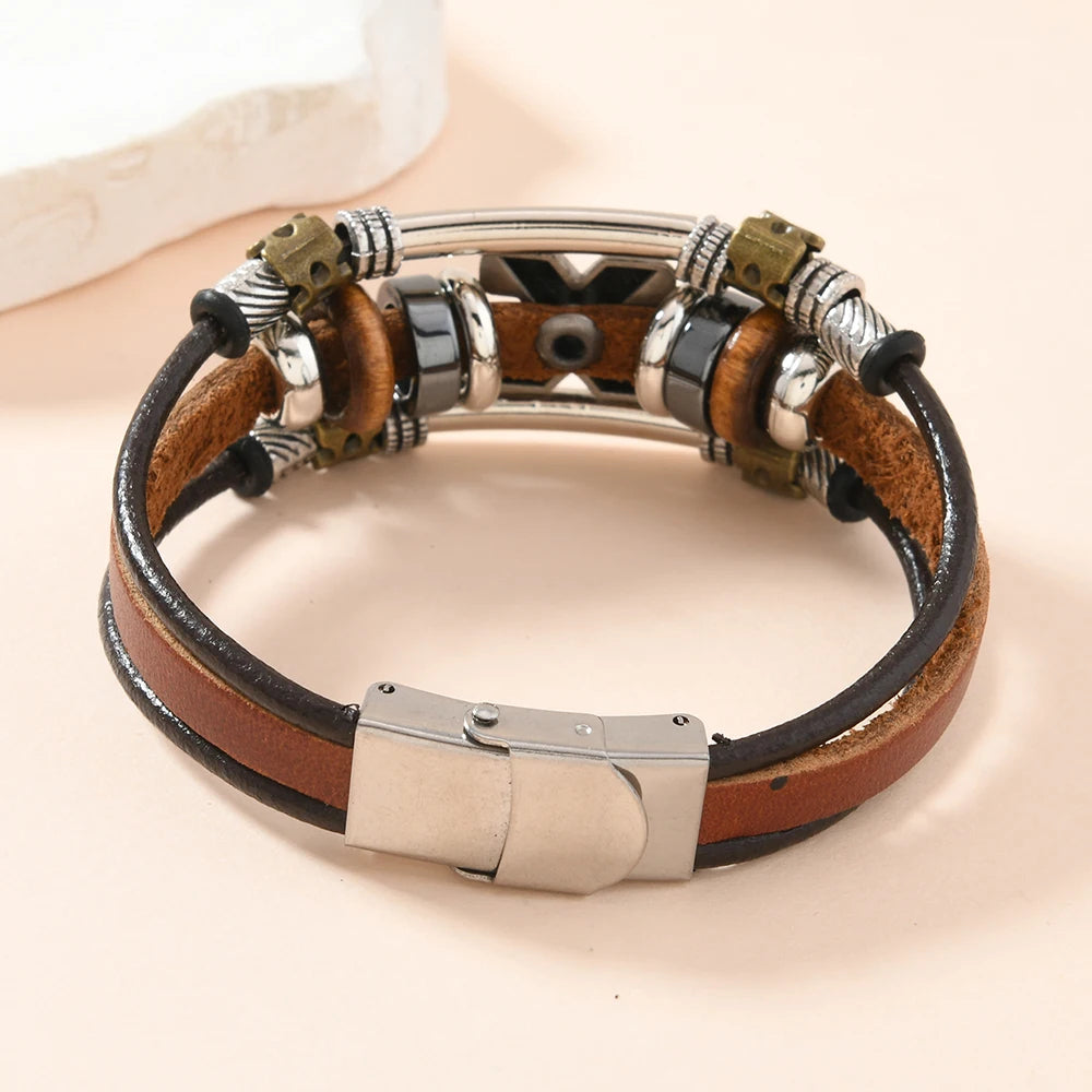 Garland – Mehrlagiges Lederarmband mit Kreuzmotiv