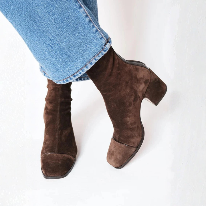 Leora – Bequeme Stiefeletten Mit Absatz Aus Wildleder