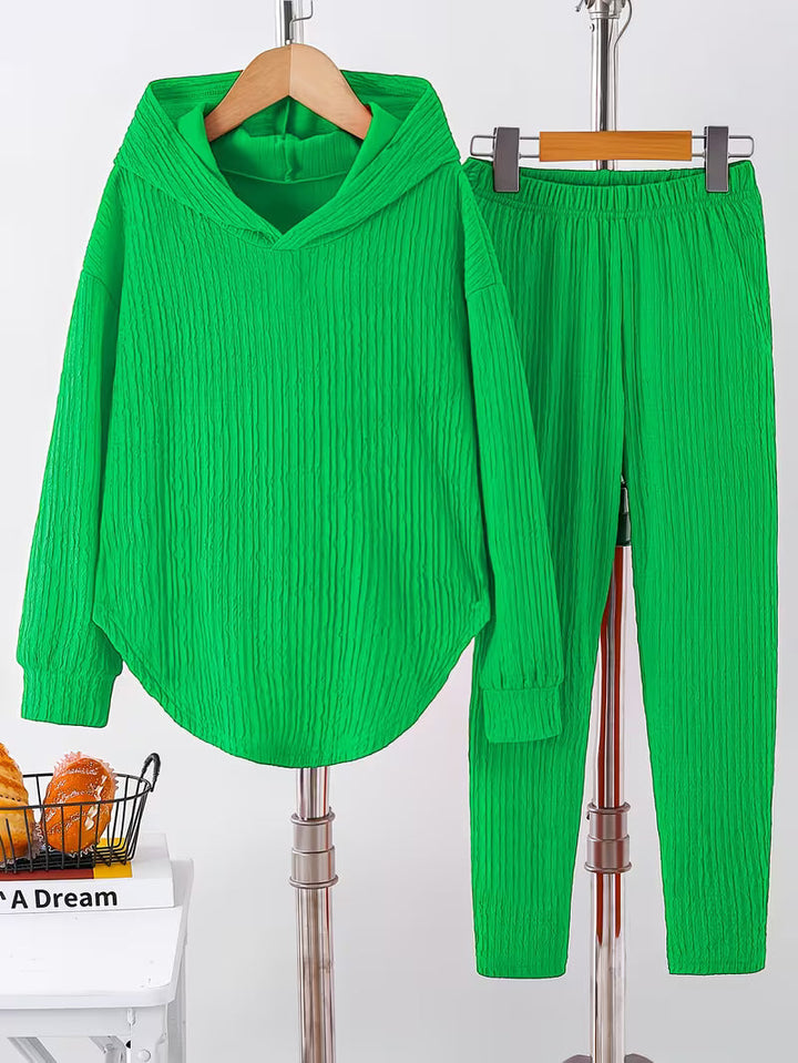 Berenika – Lässiges Kapuzen Top And Leggings
