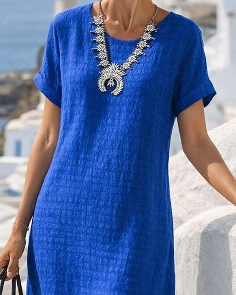 Shanai – Kurzärmeliges Kleid mit geradem Schlitz