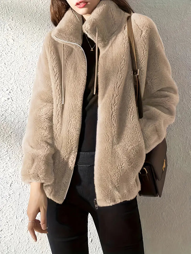 Maliza – Stilvolle Fleece Jacke Mit Fellbesatz