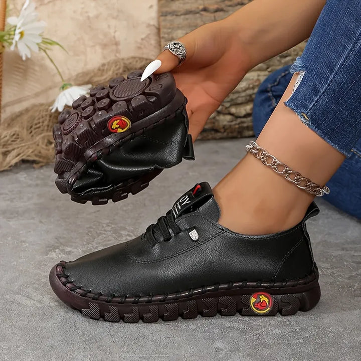 Hilga – Turnschuh Mit Schnürung Und Flexibler Sohle