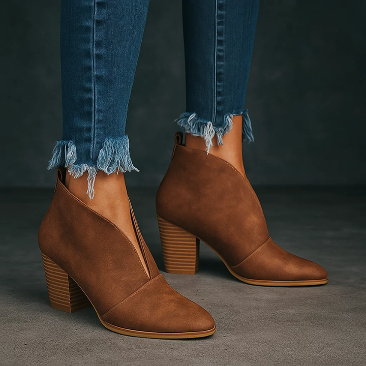 Phyllis – Stiefeletten Mit V-Ausschnitt