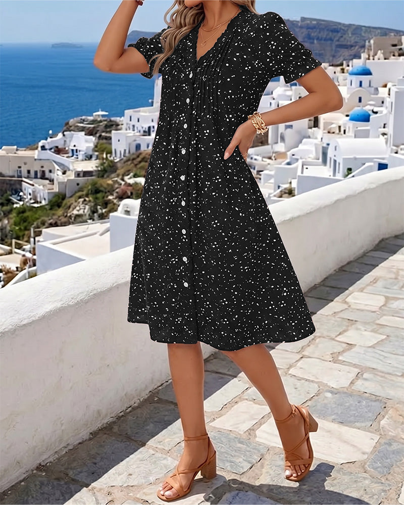 Dayma - Kleid Mit V-Ausschnit Blumenmuster Und Knopfleiste
