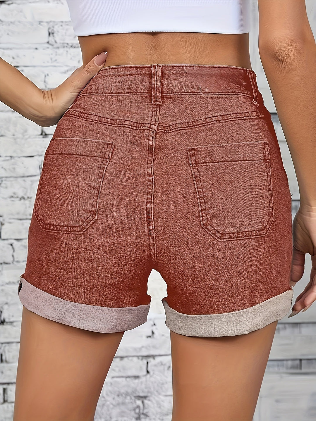 Thelma – Kurze Hose Aus Stretch Denim Mit Hoher Taille Und Knopf