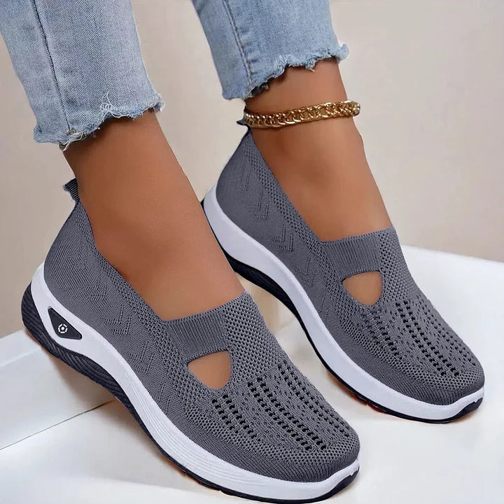 Einara – Atmungsaktive Rutschfeste Schuhe