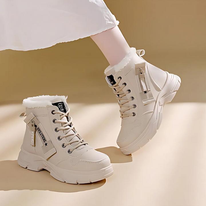 Kornelija - Bequemer Winter Stiefel