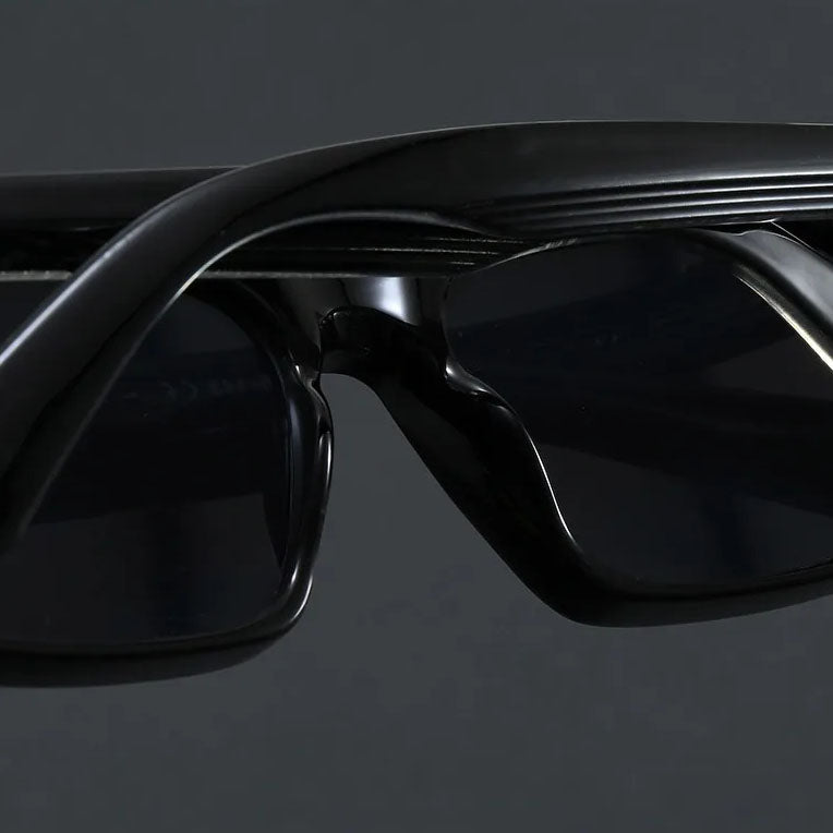 ShadowCraft – Klassische Eckige Sonnenbrille