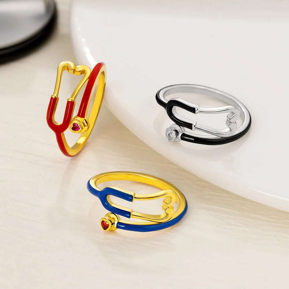 Caitleen – Stethoskop Ring Mit Herz Geburtsstein