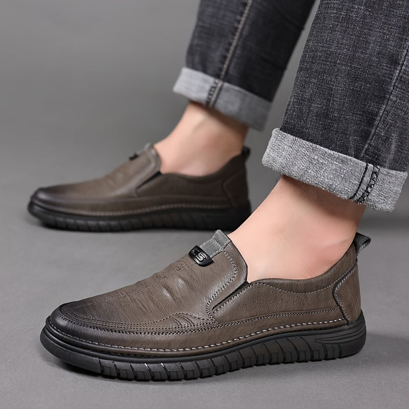 Faran – Slipper mit Ziernähten Und Strukturierter Sohle