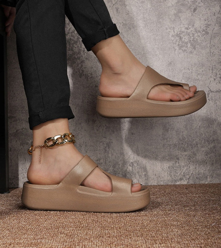 Vlasta - Sandalen Mit Gepolsterter Sohle Und Zehenriemen