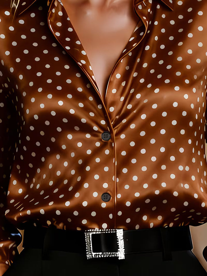 Amalien – Elegante, vielseitige Bluse mit Punktmuster