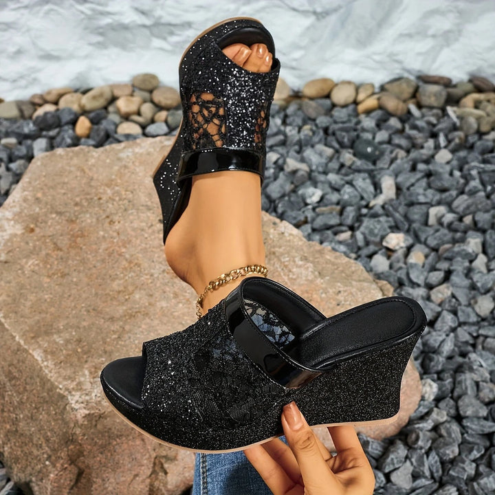 Alexis – Elegante Sandaletten Mit Spitzenbesatz Und Hohem Absatz