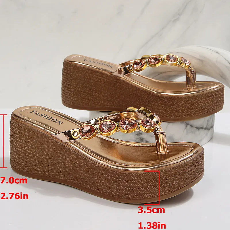 Wietske – Keilabsatz-Sandalen mit Strasssteinen