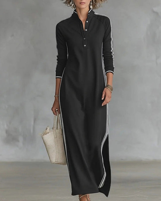 Sirilak – Kleid mit V-Ausschnitt und kontrastierenden Knöpfen