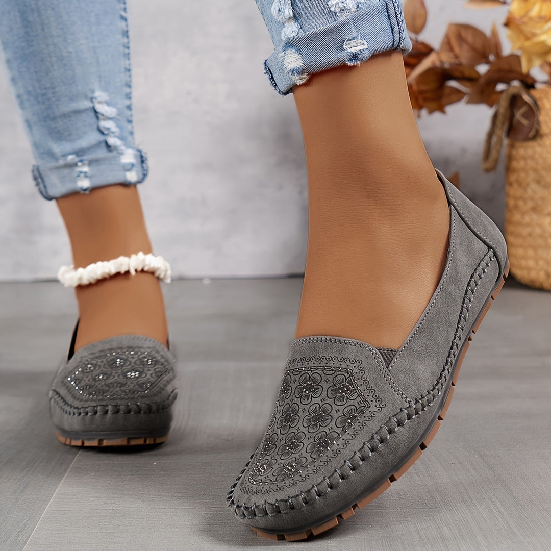 Lyrissa – Bequeme Genähte Schuhe
