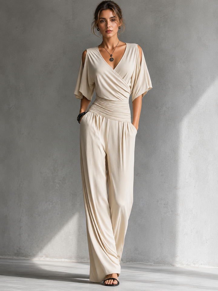 Greene – Jumpsuit mit Wickelausschnitt, Cold-Shoulder-Details und weitem Bein