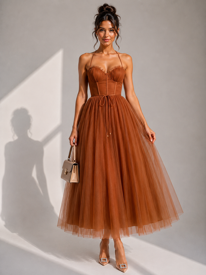 Chiyoko - Elegantes Midikleid Mit Offenem Rücken