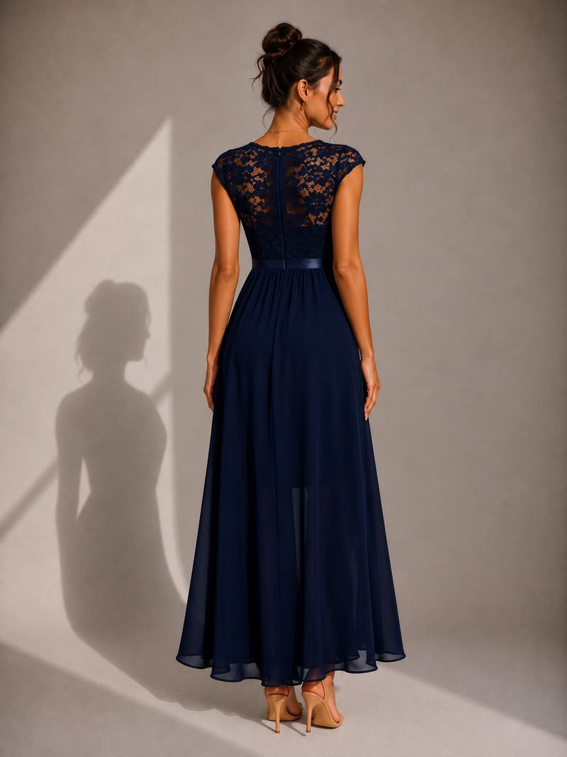 Yoanna - Stilvolles Maxi Kleid Mit Schnürung Und Rüschen