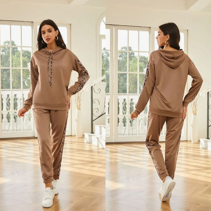 Arinaya - Bequemes Sport Set