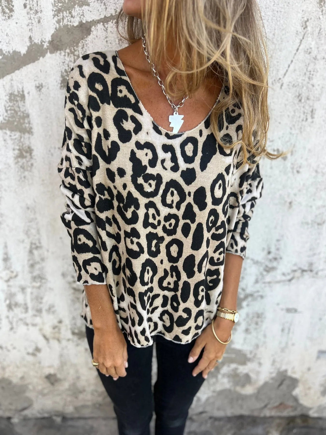 Swantje – Bluse Mit Rundhalsausschnitt Und Leopardenmuster |1+1 Gratis