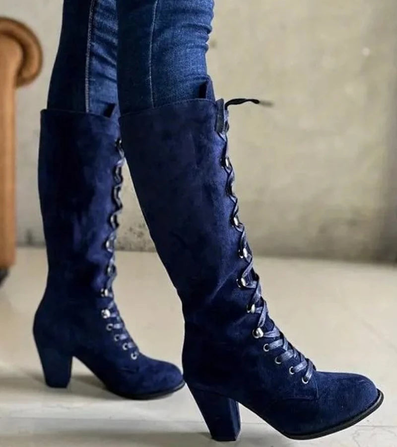 Asmita – Schnürstiefel Aus Wildleder Mit Hohem Absatz