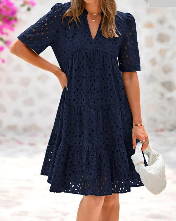 Anjika – Elegantes Sommer Kleid Mit Spitzenrüschen