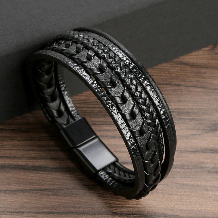 RuneCraft – Geflochtenes Wikinger Armband aus Leder