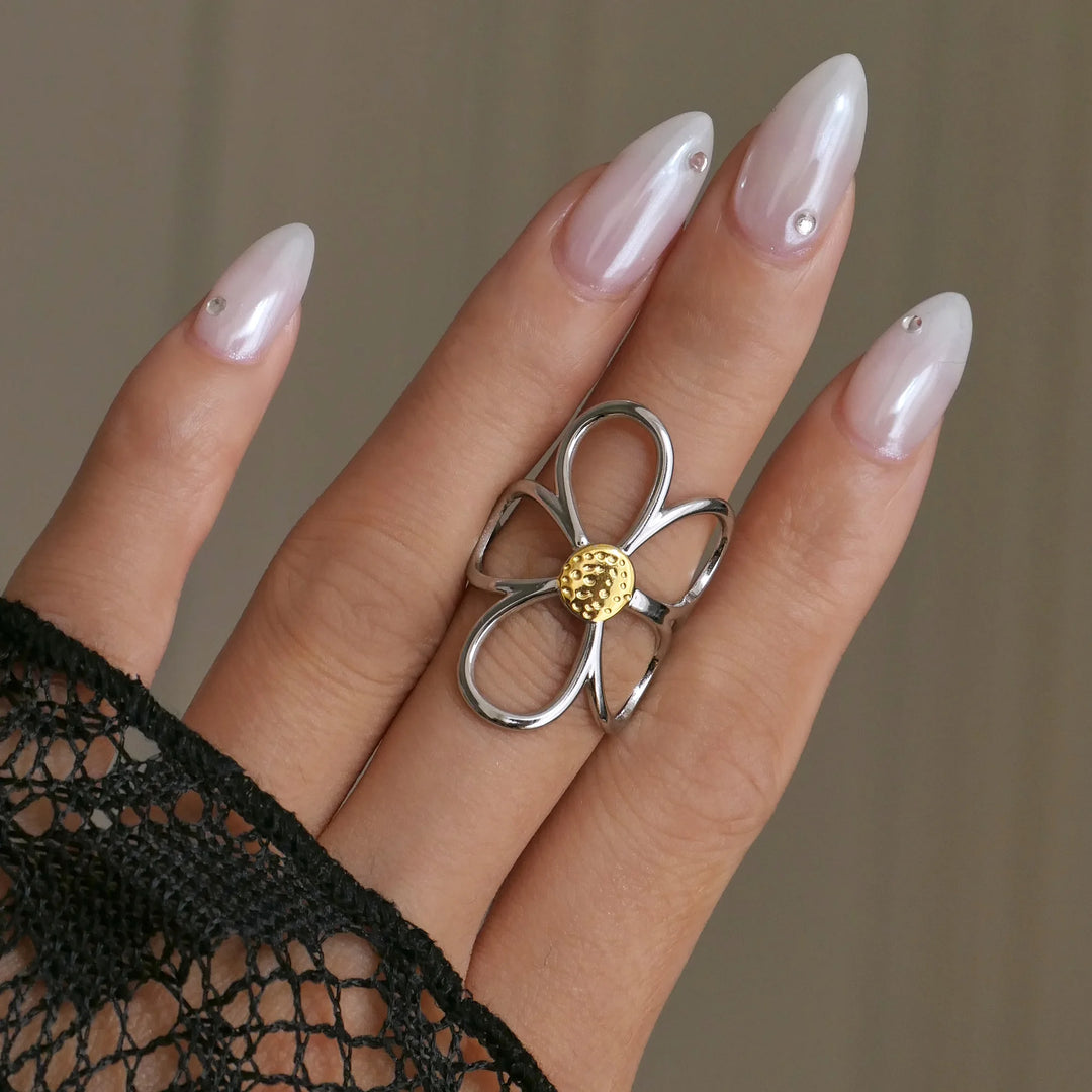 Meloni – Verstellbarer Ring Im Gänseblümchen-Gestaltung