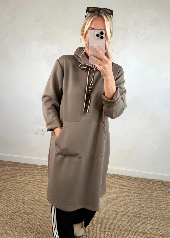 Michaella – Kapuzen Kleid Mit Fronttaschen